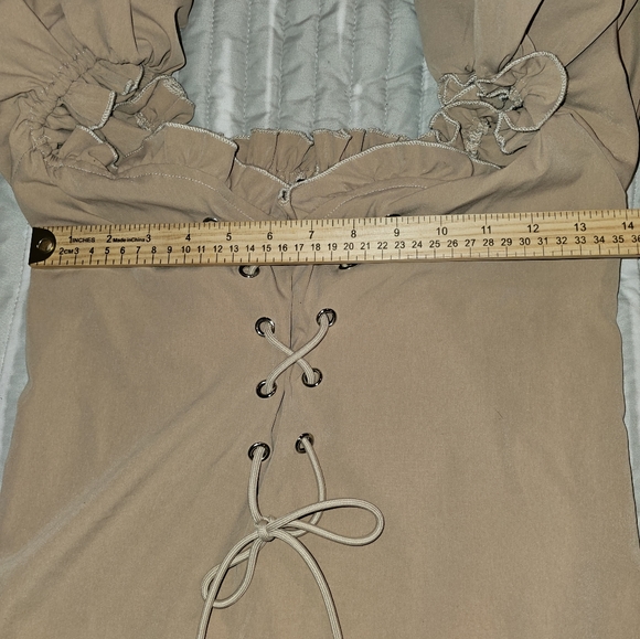 Nasty Gal, Women's Size 4, Off the shoulder Mini-dress - Picture 2 of 8